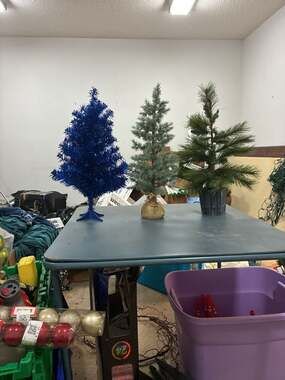 Set of 3 Decorative Mini Artificial Christmas Trees (Metallic Blue, Burlap Base,